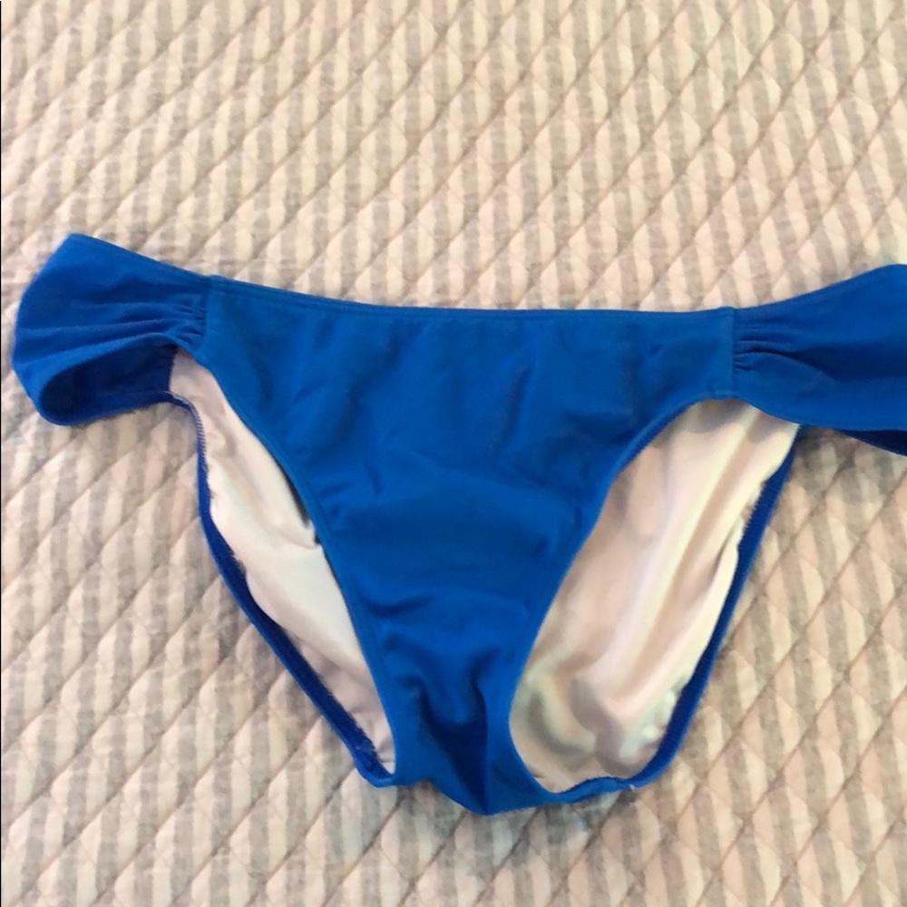 VS size medium bottoms